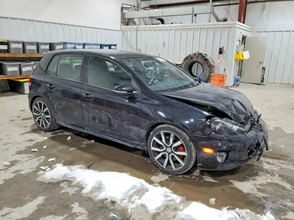 2014 VOLKSWAGEN GTI   