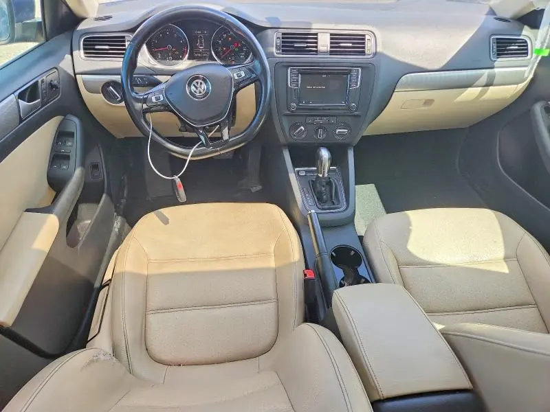 2018 VOLKSWAGEN JETTA SE  