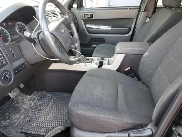 2010 FORD ESCAPE XLT  