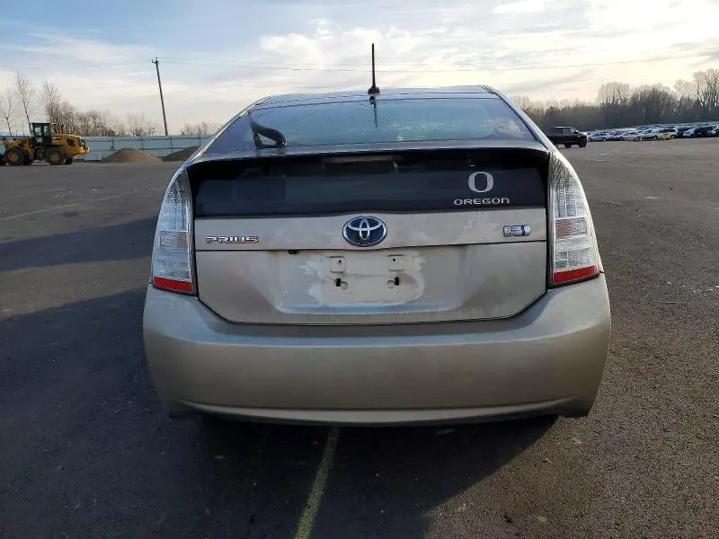 2010 TOYOTA PRIUS   
