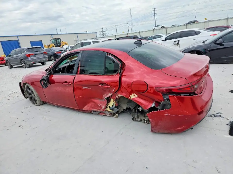 2017 ALFA ROMEO GIULIA TI  
