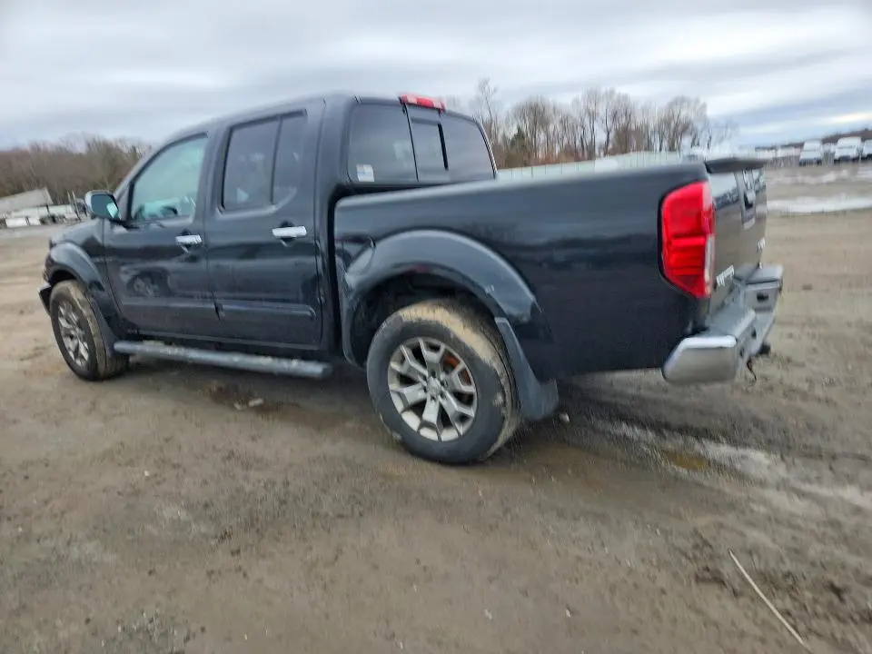 2019 NISSAN FRONTIER SL  