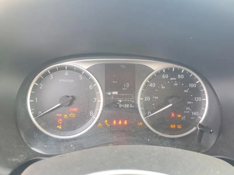2021 NISSAN KICKS S  
