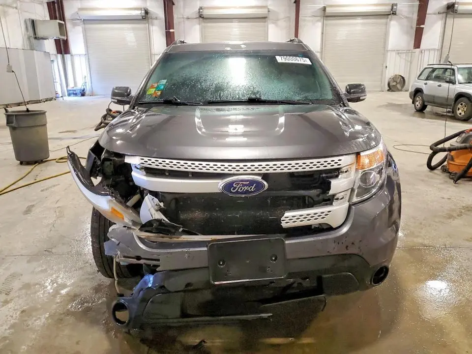 2015 FORD EXPLORER XLT  