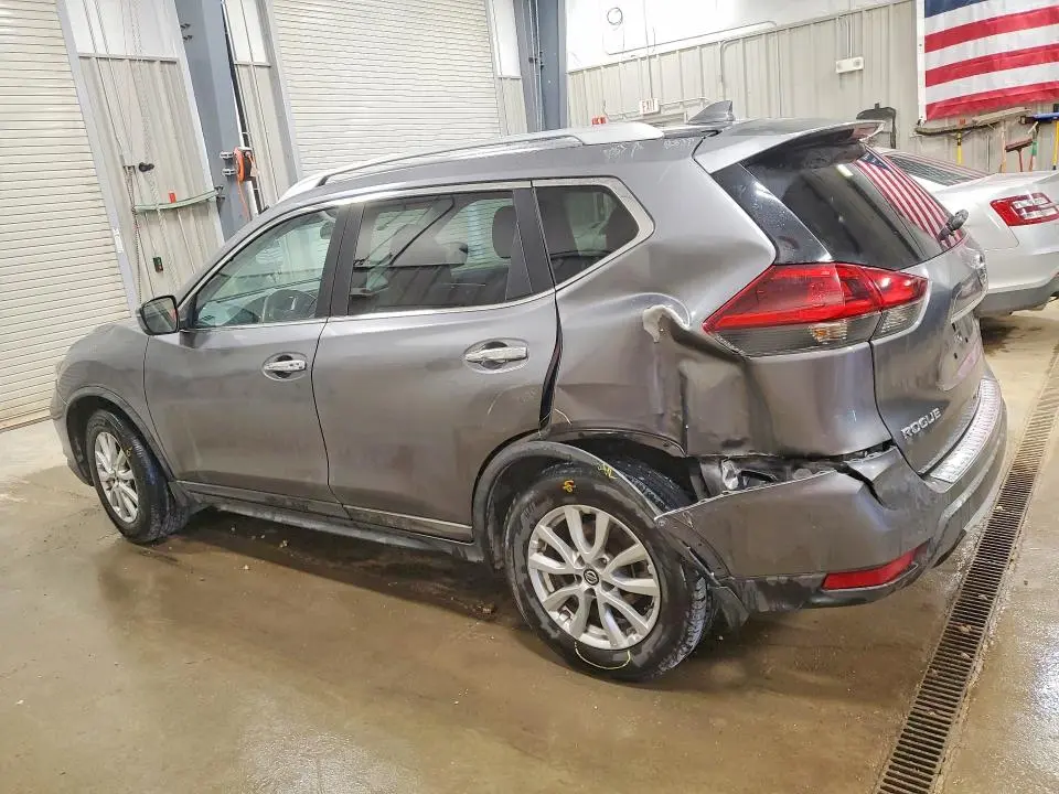 2018 NISSAN ROGUE SV  