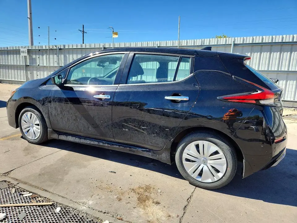 2025 NISSAN LEAF S  