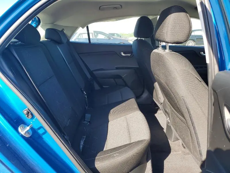 2021 KIA RIO S  