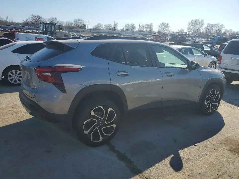 2025 CHEVROLET TRAX 2RS  