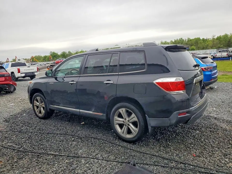 2011 TOYOTA HIGHLANDER LIMITED  