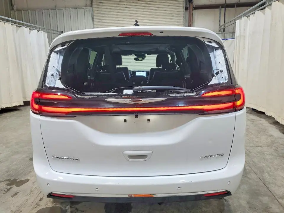 2026 CHRYSLER PACIFICA LIMITED  