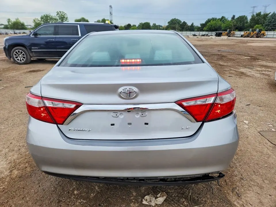 2017 TOYOTA CAMRY LE  