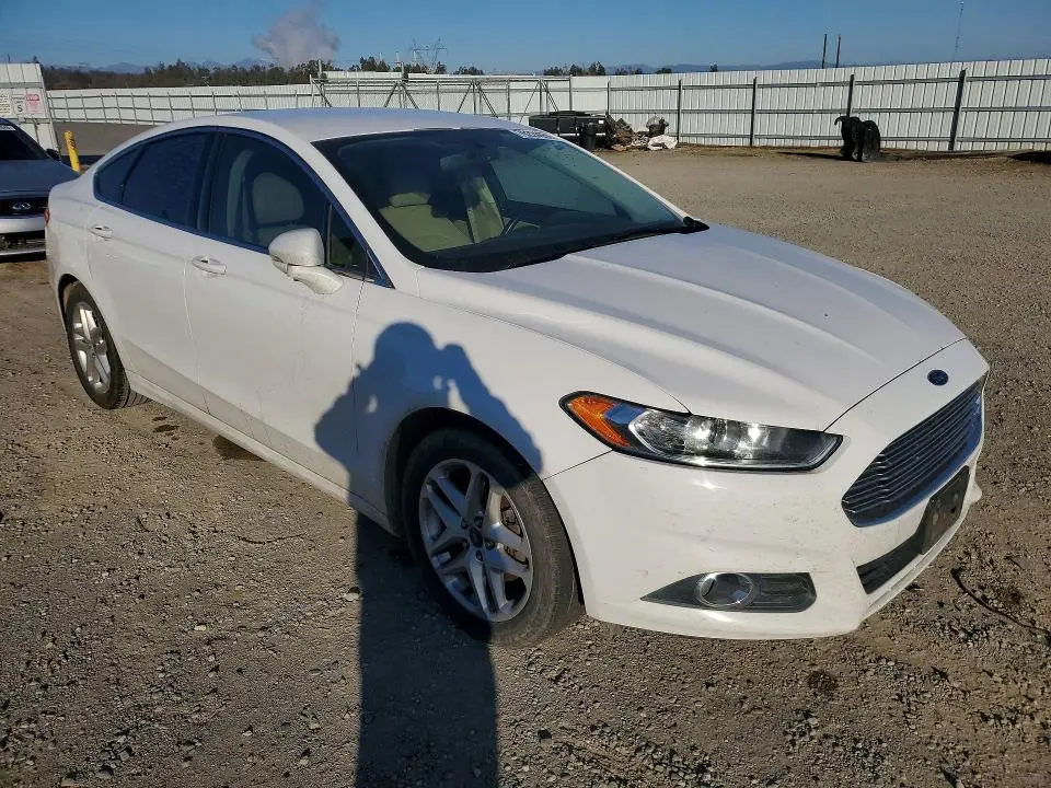 2013 FORD FUSION SE  
