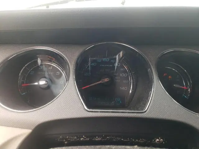 2010 FORD TAURUS SE  