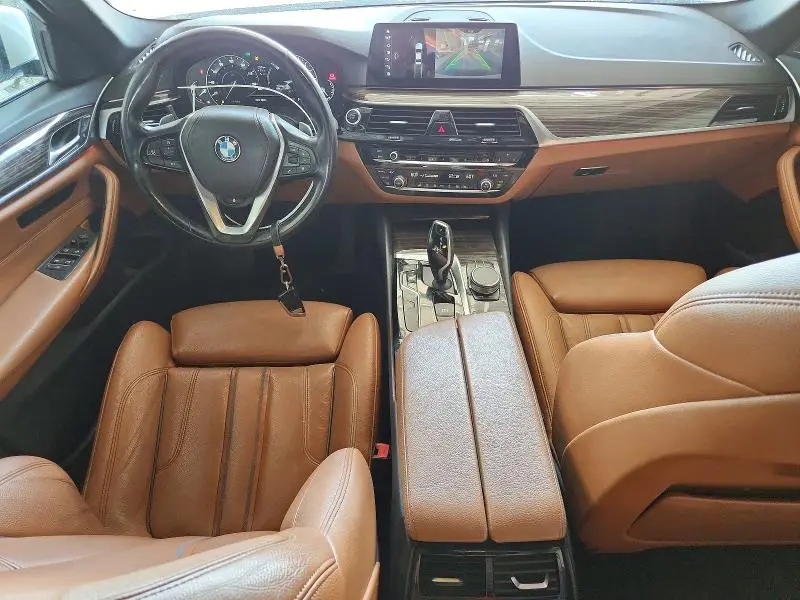 2018 BMW 530E   