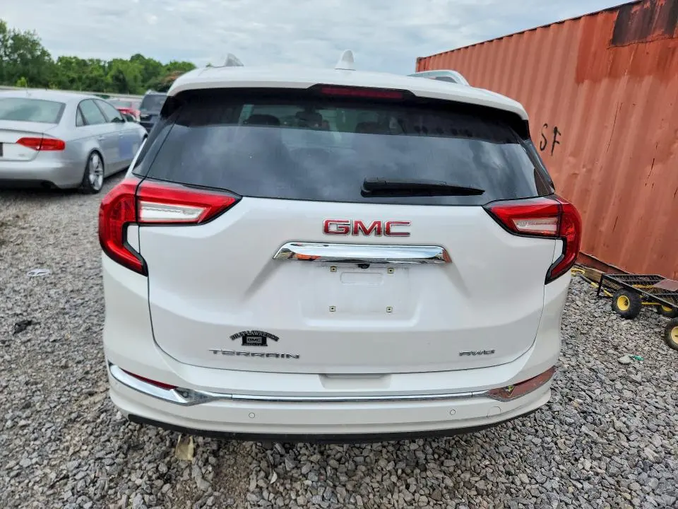 2023 GMC TERRAIN DENALI  
