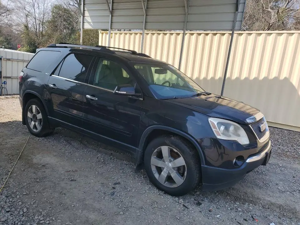 2011 GMC ACADIA SLT-1  