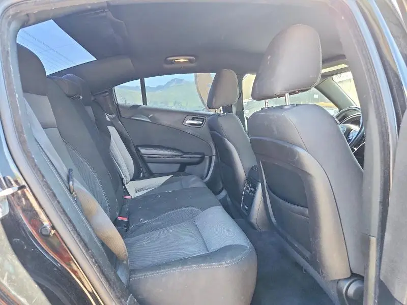 2018 DODGE CHARGER SXT  