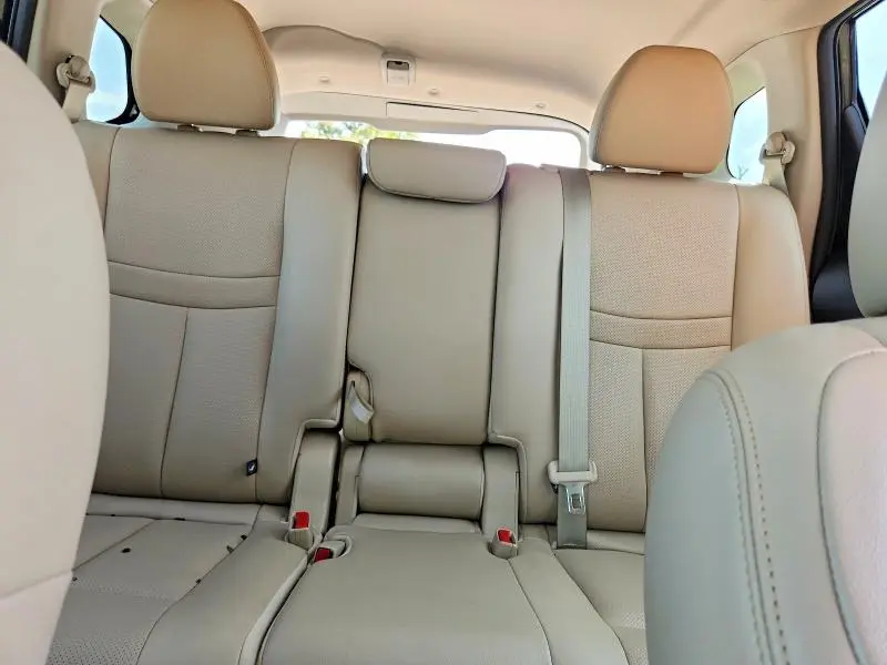 2015 NISSAN ROGUE SL  