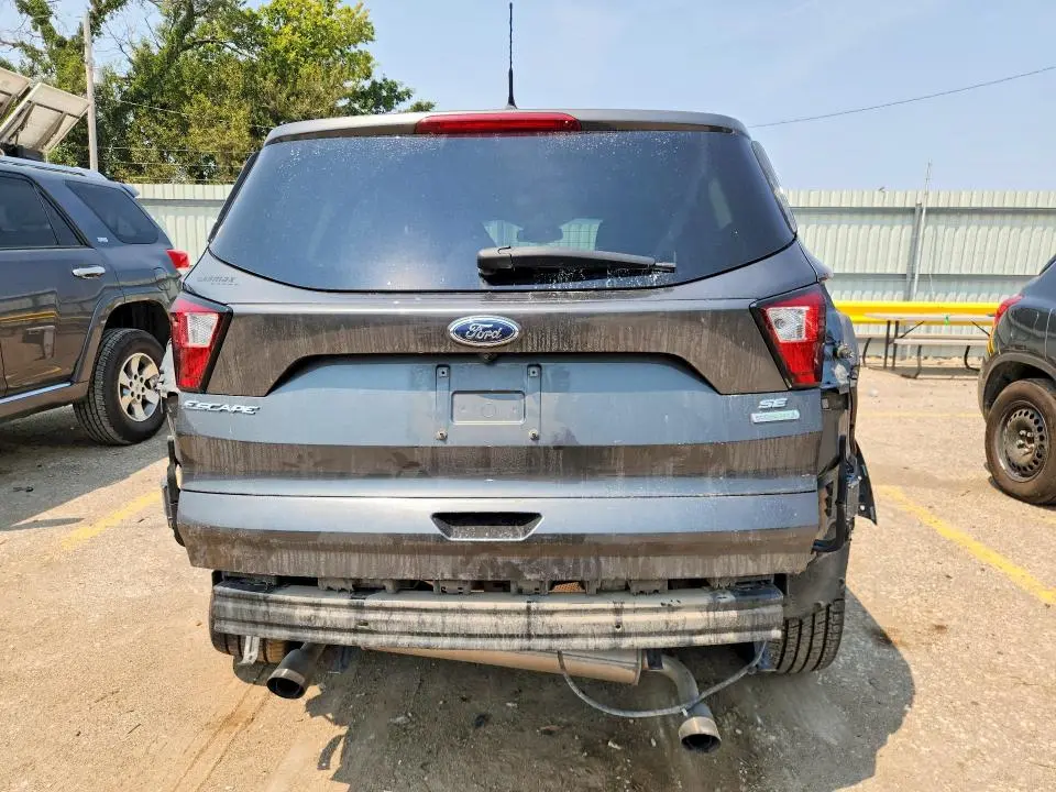 2019 FORD ESCAPE SE  