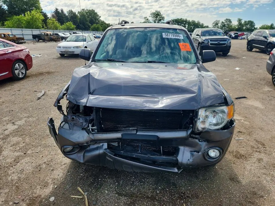 2012 FORD ESCAPE XLT  