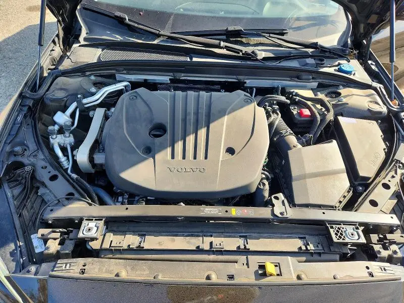 2024 VOLVO S60 PLUS  