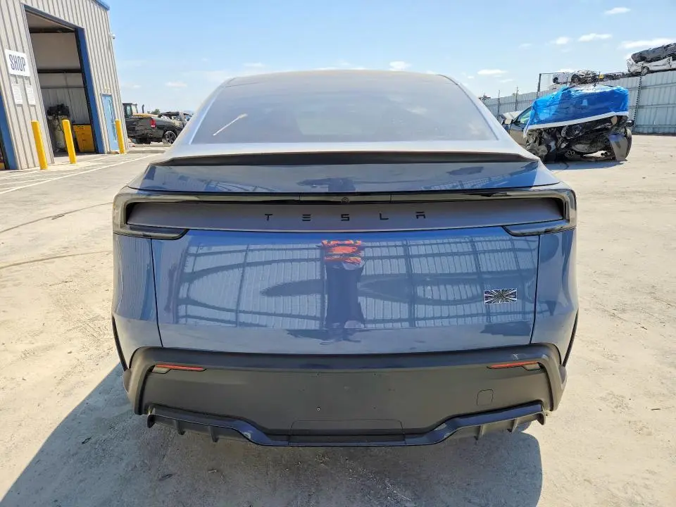 2026 TESLA MODEL Y   
