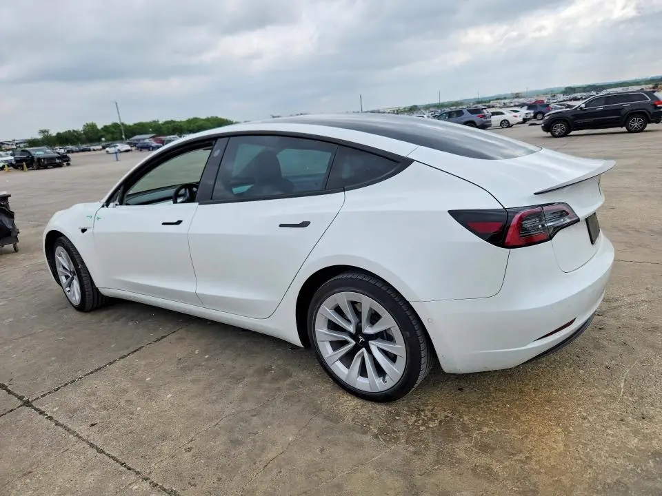 2022 TESLA MODEL 3   