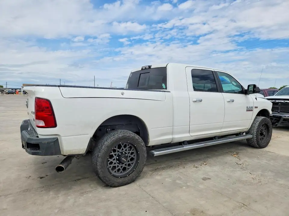 2017 RAM 2500 SLT  