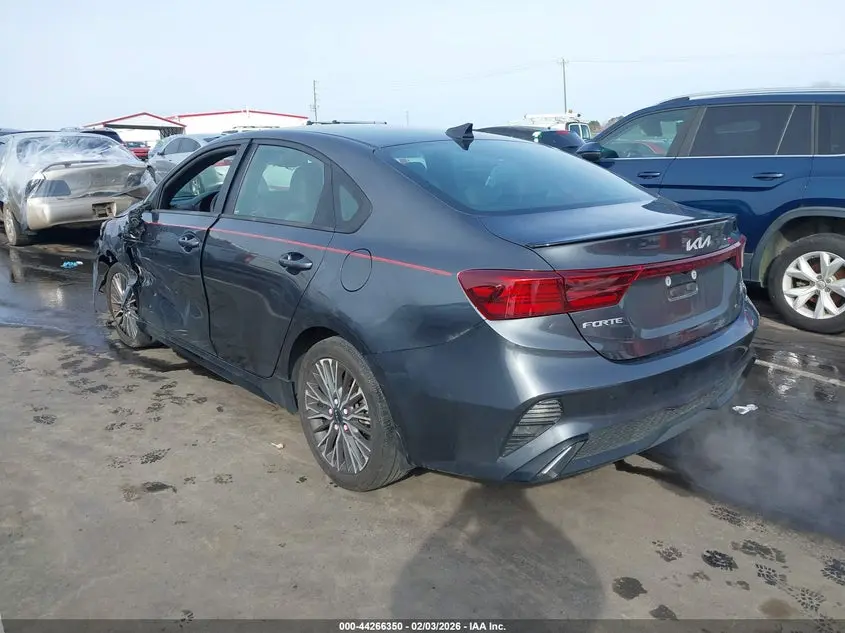 2024 KIA FORTE GT-LINE