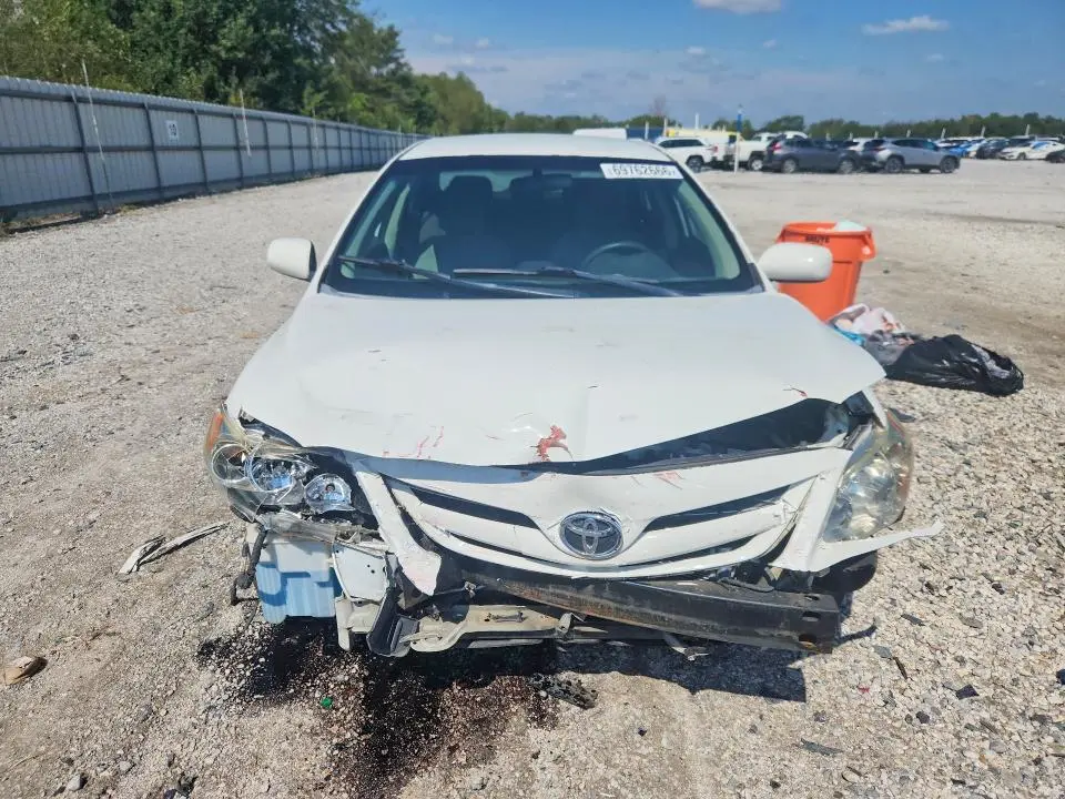 2013 TOYOTA COROLLA L  