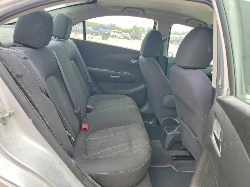 2017 CHEVROLET SONIC LT  