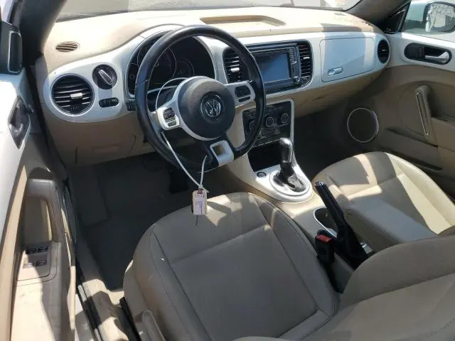 2017 VOLKSWAGEN BEETLE S/SE  