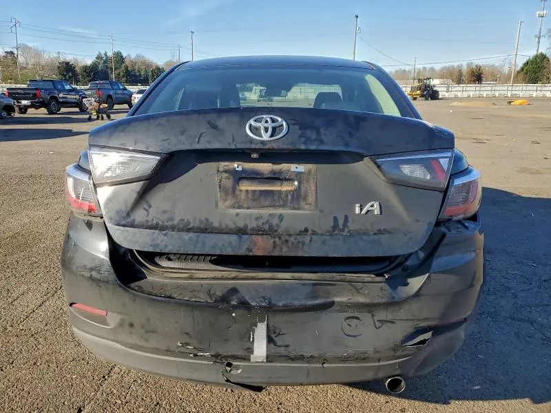 2017 TOYOTA YARIS IA   