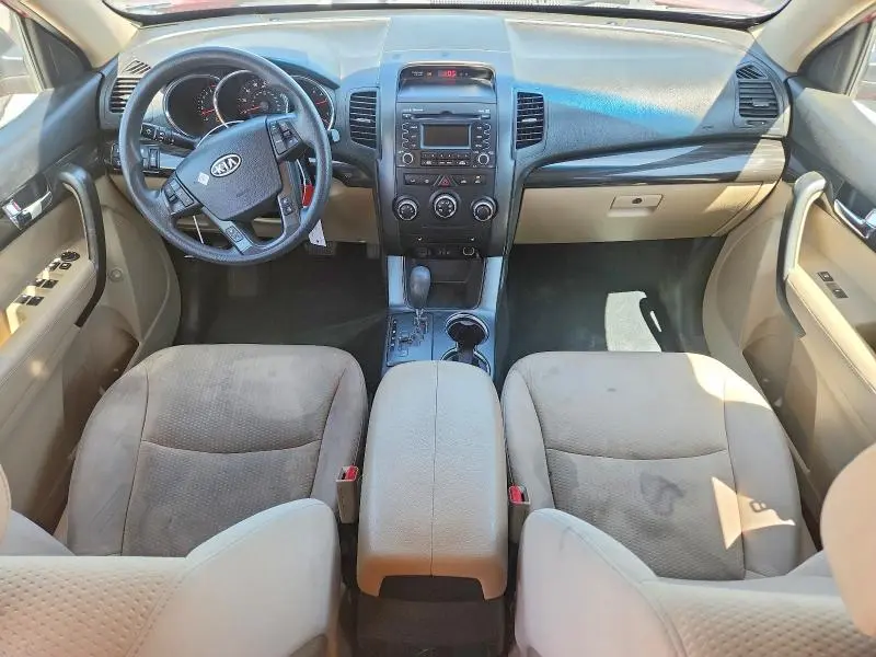 2011 KIA SORENTO LX  