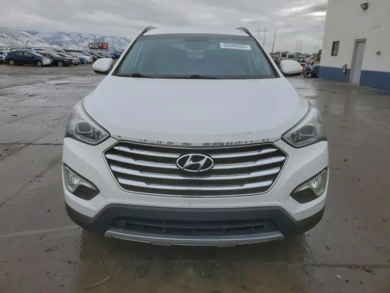 2016 HYUNDAI SANTA FE SE  