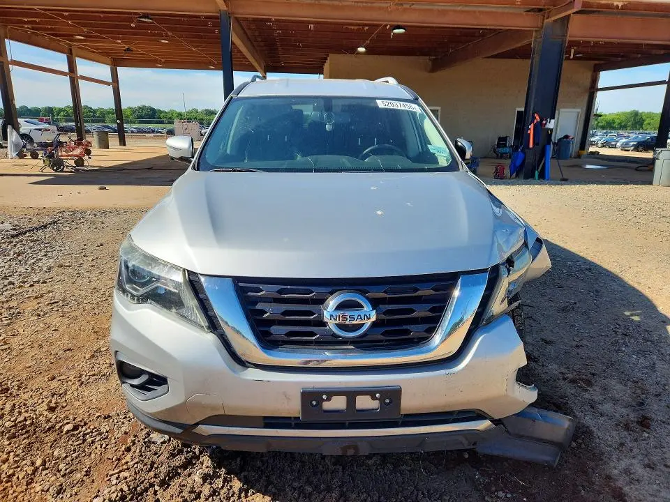 2017 NISSAN PATHFINDER SL  