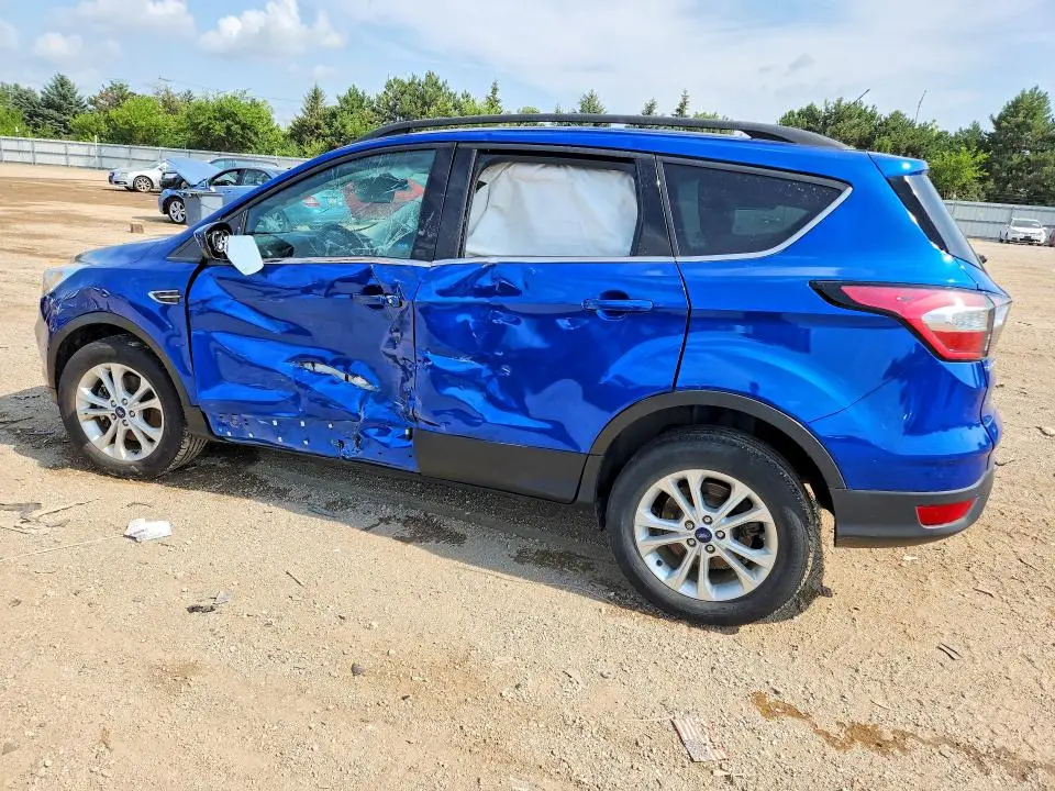 2017 FORD ESCAPE SE  