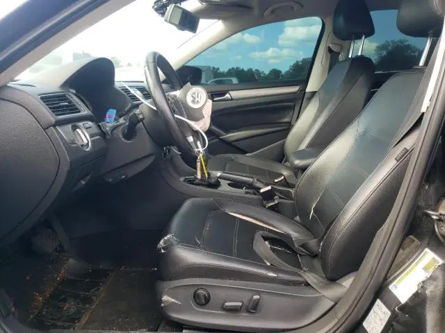 2014 VOLKSWAGEN PASSAT SE  