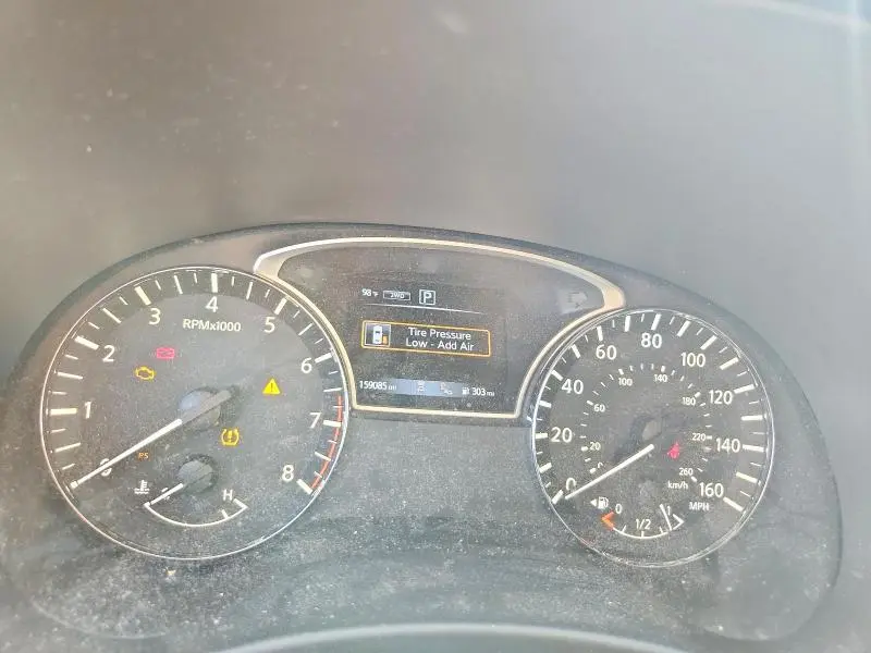 2018 NISSAN PATHFINDER SV  