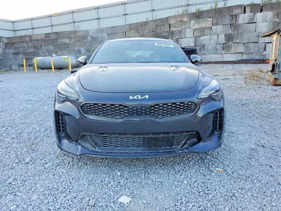 2023 KIA STINGER GT LINE  