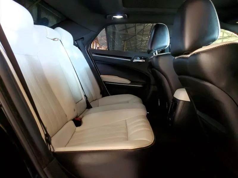 2019 CHRYSLER 300 S  