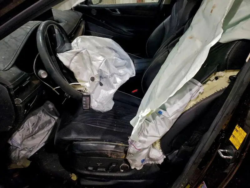 2021 GENESIS G80 BASE  