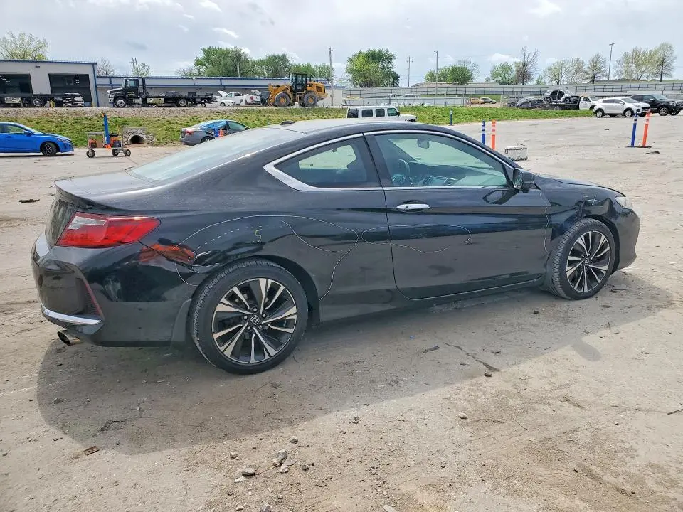 2017 HONDA ACCORD EX  
