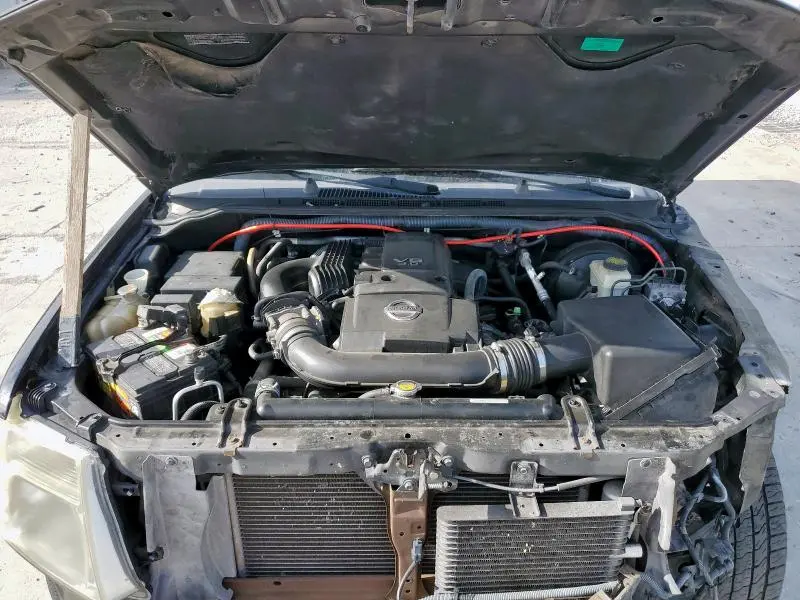 2011 NISSAN PATHFINDER S  