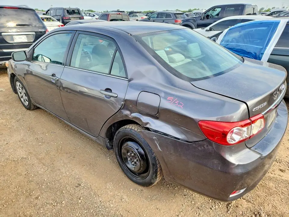 2013 TOYOTA COROLLA LE  