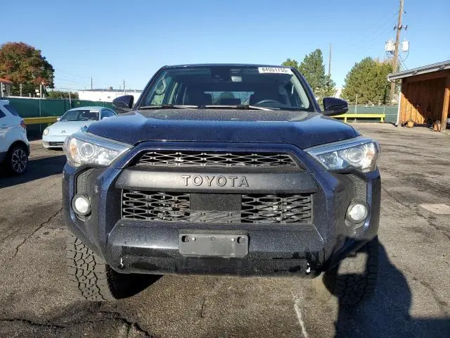 2020 TOYOTA 4RUNNER SR5/SR5 PREMIUM  