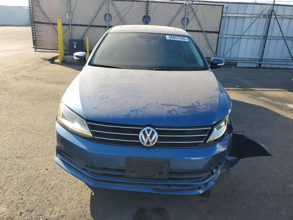 2017 VOLKSWAGEN JETTA SE  
