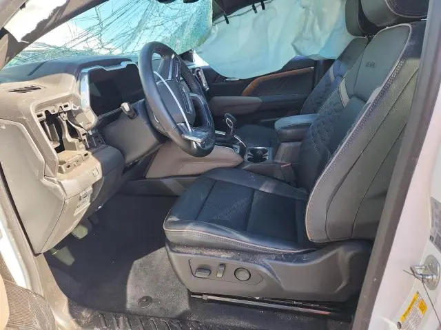 2024 GMC CANYON DENALI  