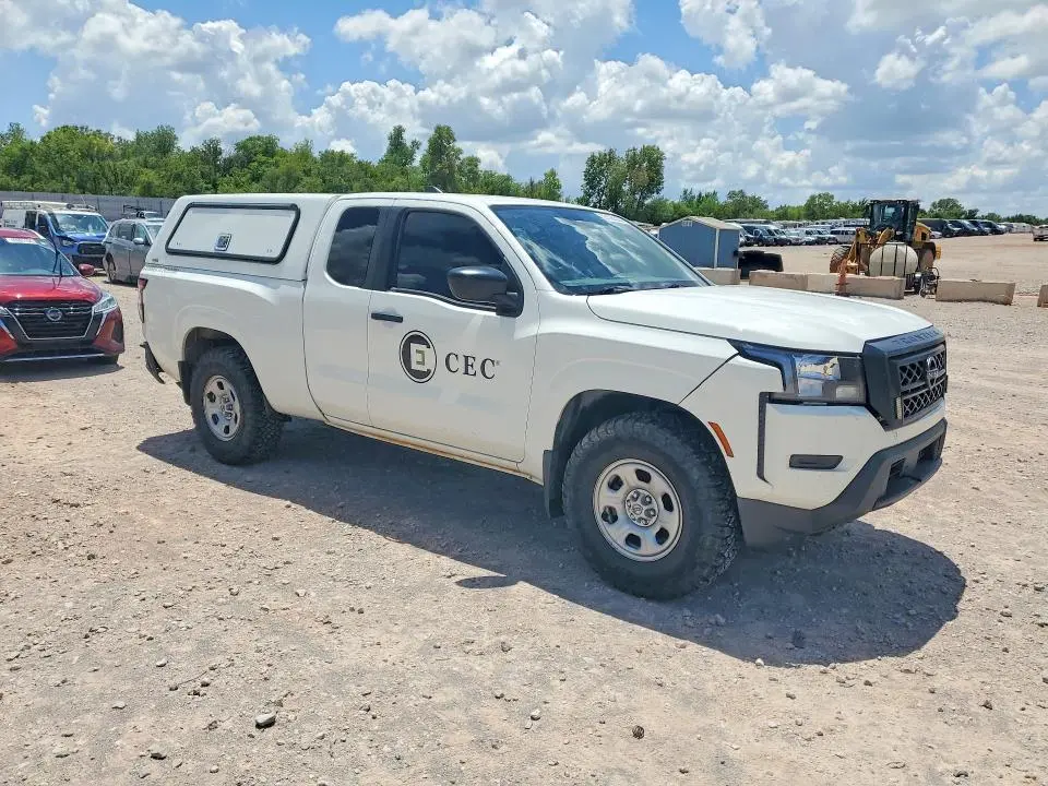 2023 NISSAN FRONTIER S  