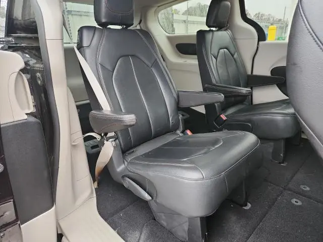 2017 CHRYSLER PACIFICA TOURING L  